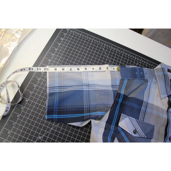 Airwalk /Polo short sleeved /(Size M) /Blues /(55% Cotton & 45% Polyester) - Picture 12 of 16